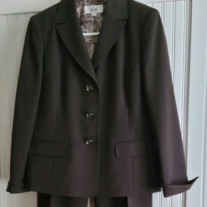 LeSuit Brown Suit Size 12